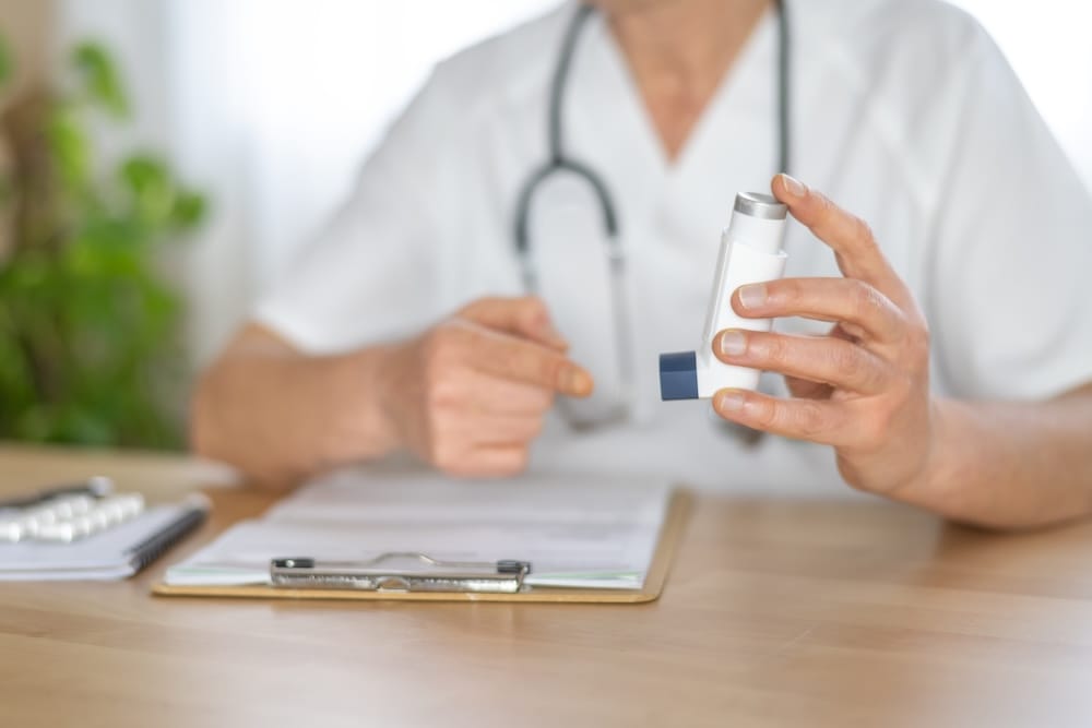 Managing asthma symptoms during allergy season.